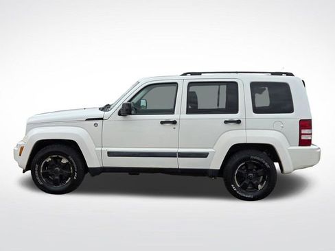 Used 2008 Jeep Liberty Sport w/ Popular Equipment Group AWD/4WD image 8
