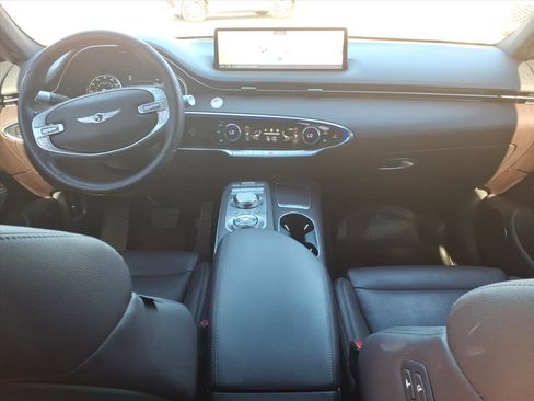 Certified 2023 Genesis GV70 2.5T w/ Advanced Package image 18