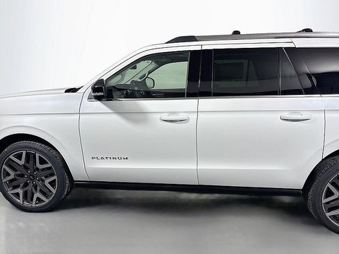 New 2026 Ford Expedition Max Platinum w/ Platinum Ultimate Package AWD/4WD image 4