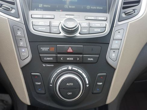 Used 2015 Hyundai Santa Fe Limited w/ Option Group 04 AWD/4WD image 31