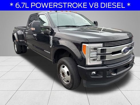 Used 2019 Ford F350 Limited AWD/4WD image 3