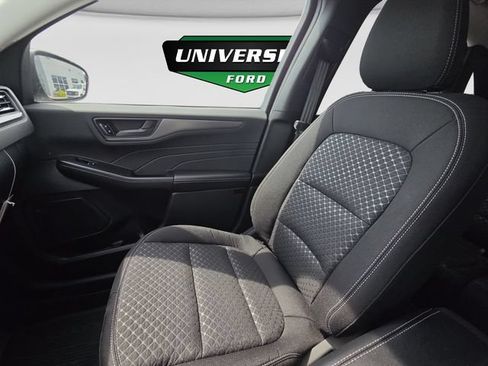 New 2026 Ford Escape Active w/ Tech Pack #1 AWD/4WD image 12