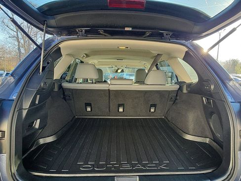 Used 2018 Subaru Outback 2.5i Limited image 26