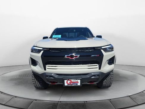 New 2026 Chevrolet Colorado ZR2 w/ Technology Package AWD/4WD image 8