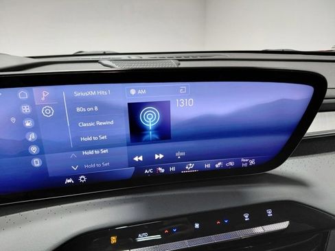 Certified 2025 Buick Enclave Avenir w/ Super Cruise Package image 36