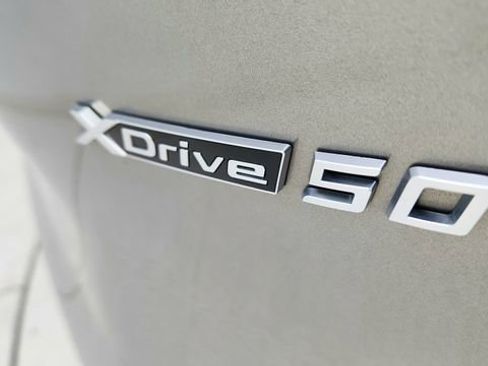 Used 2024 BMW iX xDrive50 w/ Premium Package image 18