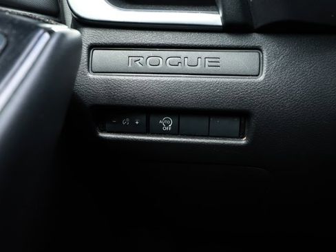 Used 2024 Nissan Rogue S AWD/4WD image 15