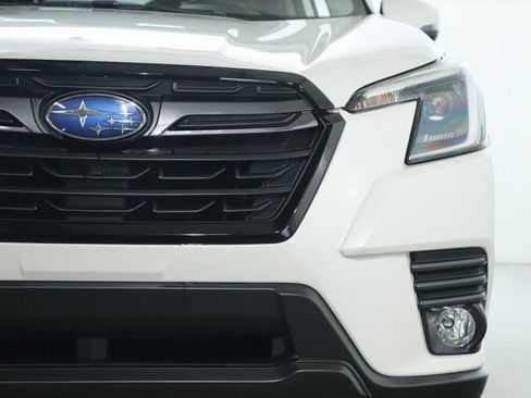 Certified 2023 Subaru Forester Limited image 7
