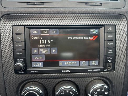 Used 2013 Dodge Challenger R/T Plus image 27