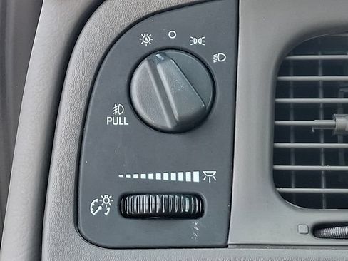 Used 2008 Mercury Grand Marquis GS RWD image 9