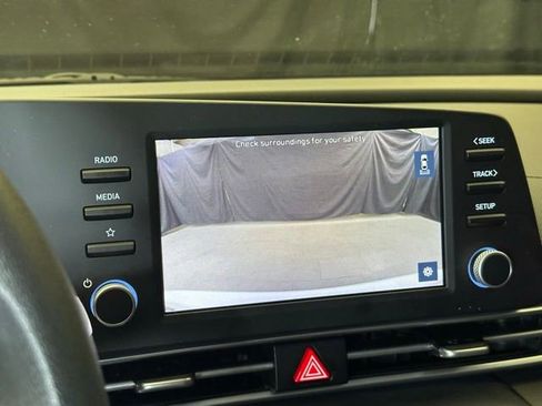 Used 2023 Hyundai Elantra SEL FWD image 28