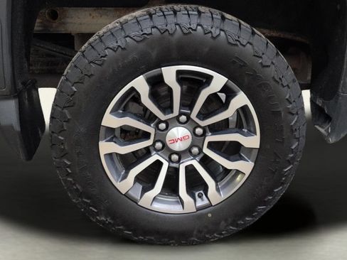 Used 2020 GMC Sierra 1500 AT4 w/ AT4 Premium Package AWD/4WD image 30