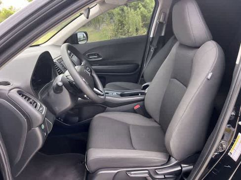 Used 2022 Honda HR-V EX image 11