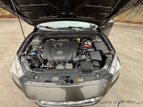 Used 2017 MAZDA MAZDA3 Sport image 14