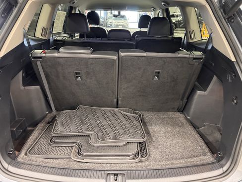 Used 2021 Volkswagen Atlas SE image 24