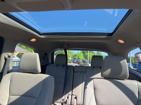 Used 2021 Honda Pilot Elite image 17