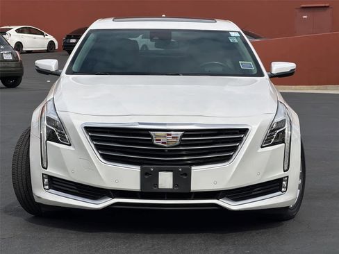 Used 2018 Cadillac CT6 Premium Luxury RWD image 7