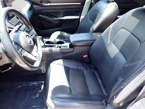 Used 2023 Nissan Altima 2.5 SL FWD image 9