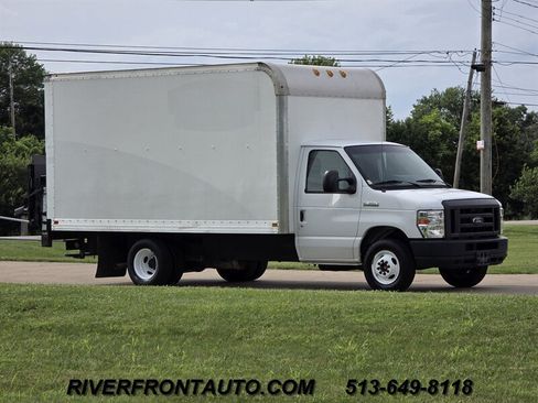 Used 2019 Ford E-350 and Econoline 350 Super Duty w/ Power Windows & Locks Group RWD image 6