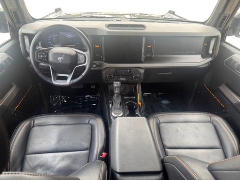 Used 2023 Ford Bronco Badlands AWD/4WD image 10