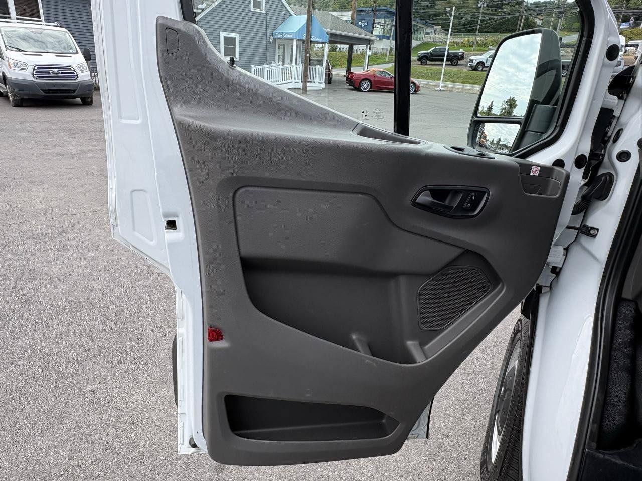 Used 2020 Ford Transit 250 Medium Roof w/ Load Area Protection Package RWD image 16