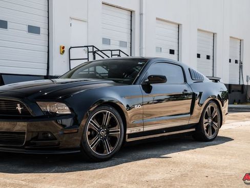 Used 2014 Ford Mustang GT Premium w/ Equipment Group 402A image 38