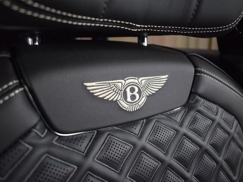 Certified 2020 Bentley Flying Spur W12 image 36