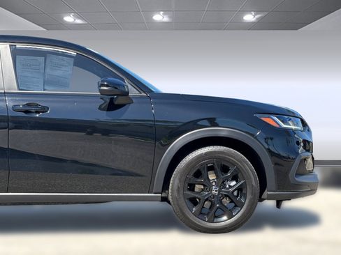 Certified 2025 Honda HR-V Sport image 34