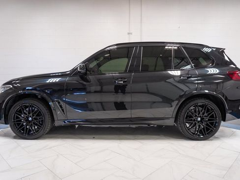 Used 2021 BMW X5 M w/ Competition Package image 38
