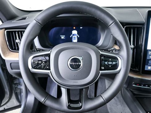 New 2026 Volvo XC60 B5 Core w/ Climate Package image 8