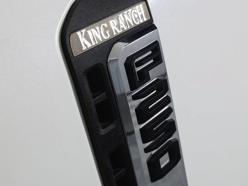 Used 2025 Ford F250 King Ranch w/ FX4 Off-Road Package AWD/4WD image 58