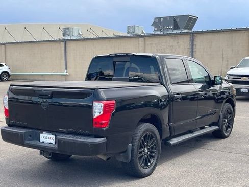 Used 2018 Nissan Titan XD AWD/4WD image 3