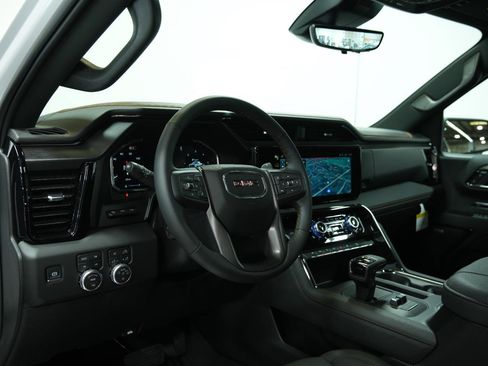 New 2026 GMC Sierra 1500 AT4 w/ AT4 Premium Package AWD/4WD image 27