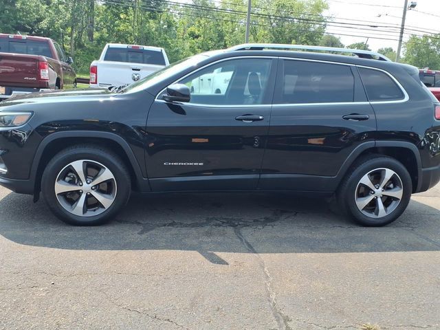 Certified 2021 Jeep Cherokee Limited w/ Elite Package AWD/4WD image 9