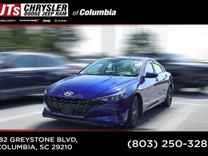 Used 2021 Hyundai Elantra SEL w/ Convenience Package