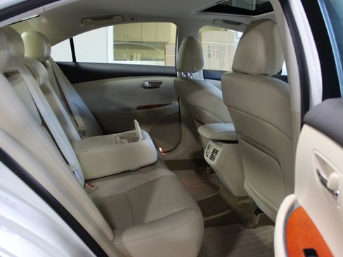 Used 2012 Lexus ES 350 image 24