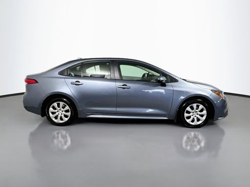Used 2025 Toyota Corolla LE FWD image 3