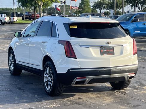 Used 2021 Cadillac XT5 Premium Luxury FWD image 8