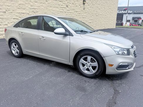 Used 2015 Chevrolet Cruze LT FWD image 7