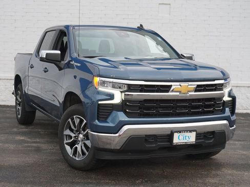 Used 2024 Chevrolet Silverado 1500 LT image 4