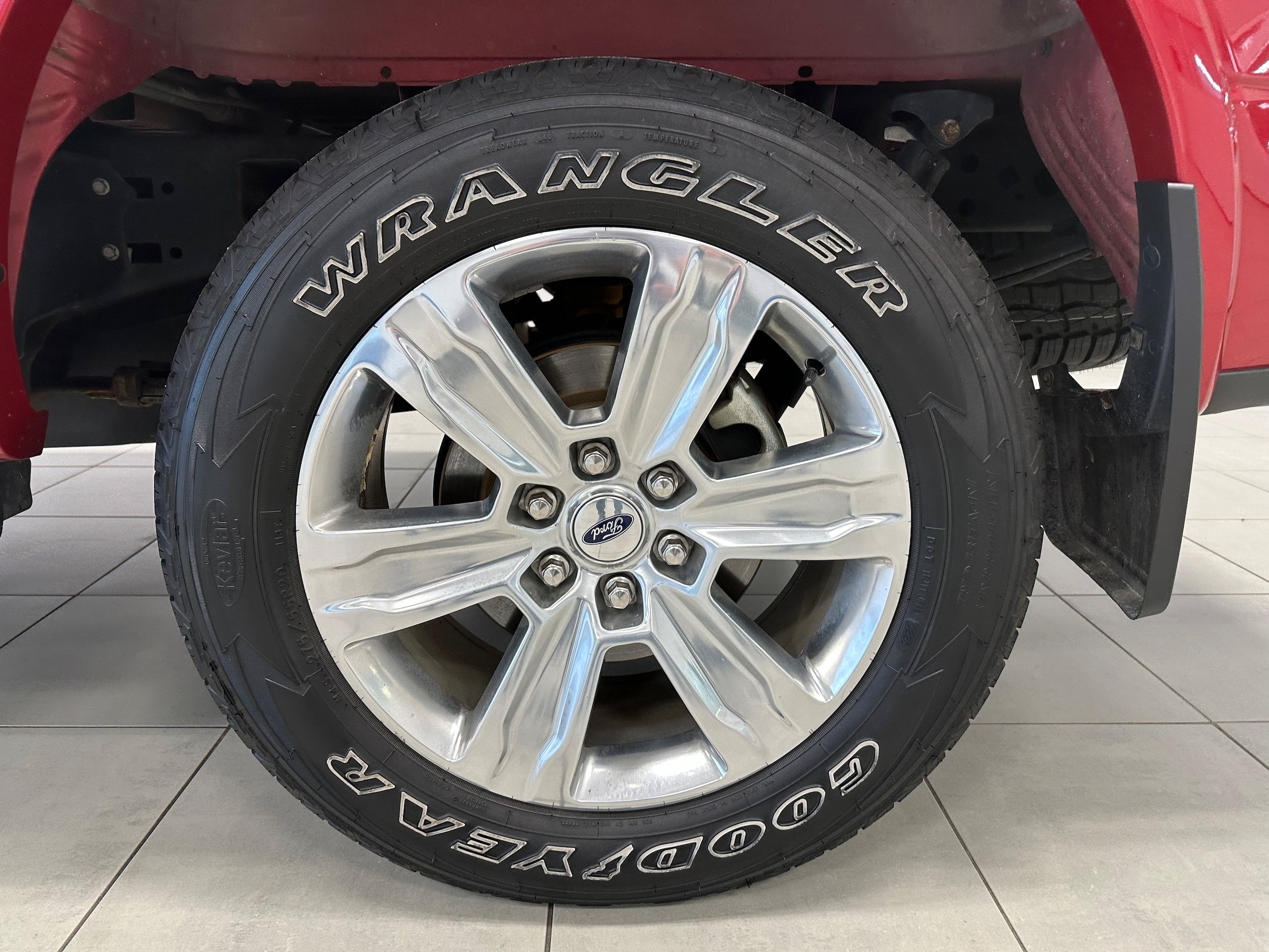 Used 2020 Ford F150 Platinum w/ Equipment Group 701A Luxury AWD/4WD image 8