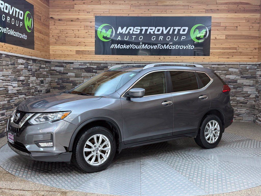 Used 2017 Nissan Rogue SV AWD/4WD image 7