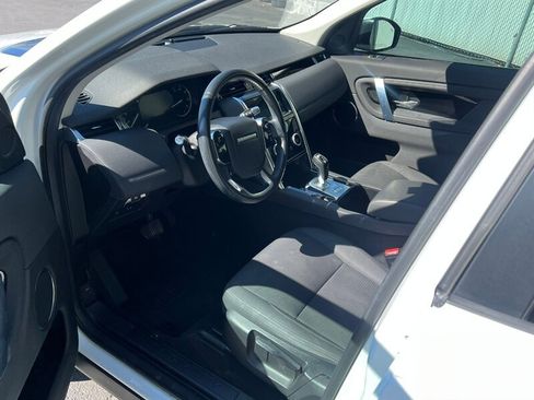 Used 2020 Land Rover Discovery Sport image 16