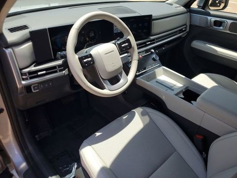 Used 2026 Hyundai Santa Fe SEL FWD image 15