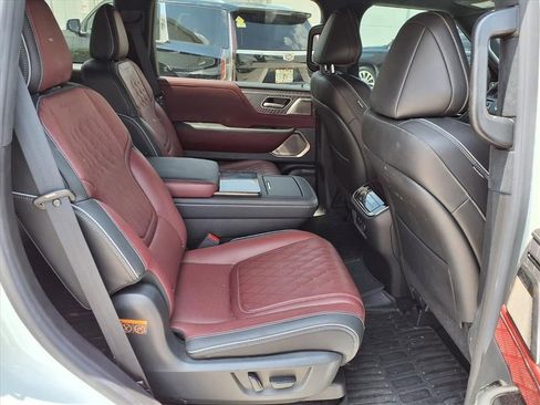 Used 2025 INFINITI QX80 Autograph w/ Autograph Exterior Package AWD/4WD image 13
