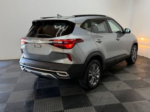 Used 2023 Kia Seltos S AWD/4WD image 10