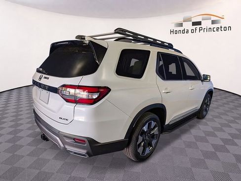 New 2026 Honda Pilot Elite image 3
