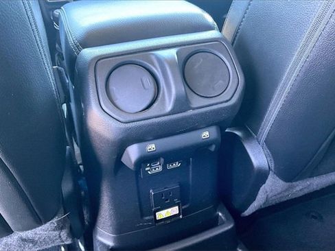 Used 2022 Jeep Wrangler Unlimited Sahara w/ Cold Weather Group image 8