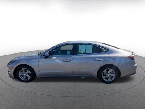 Used 2023 Hyundai Sonata SE image 9