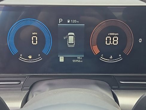 Used 2024 Hyundai Kona SEL AWD/4WD image 17